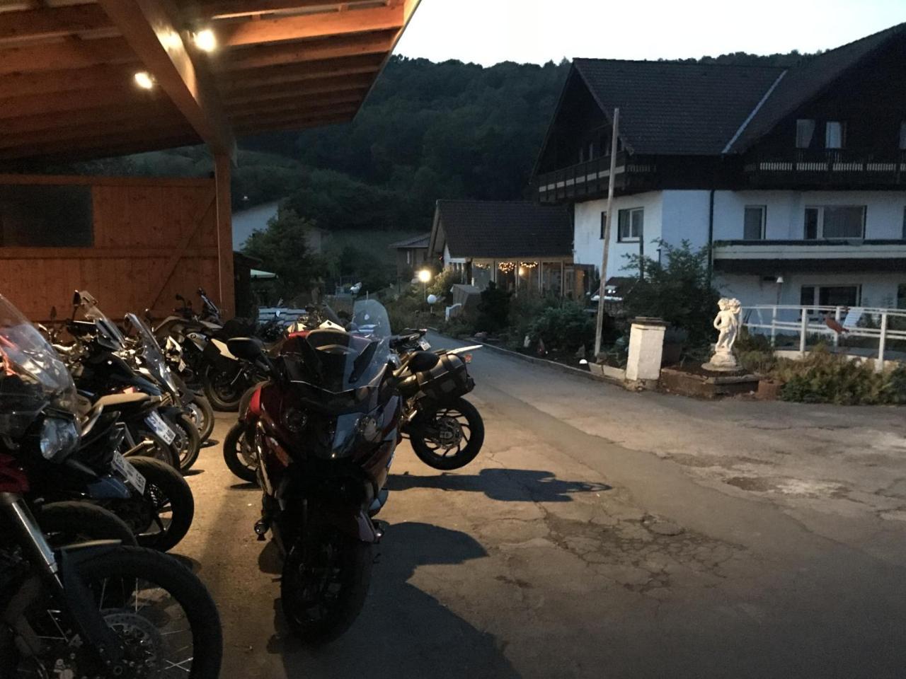 Hotel Hoxter Am Jakobsweg 혹스터 외부 사진
